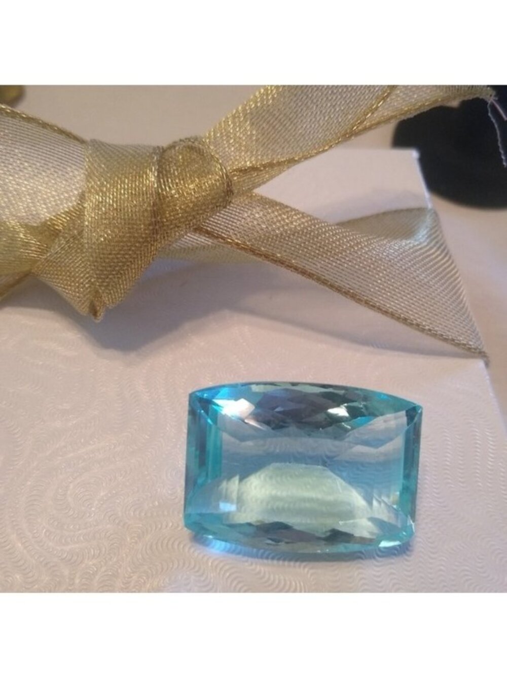 60.99 Carats Aquamarine Gemstone, Fancy Cut